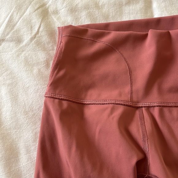 Lululemon Wonder Under Leggings - Picture 5 of 6